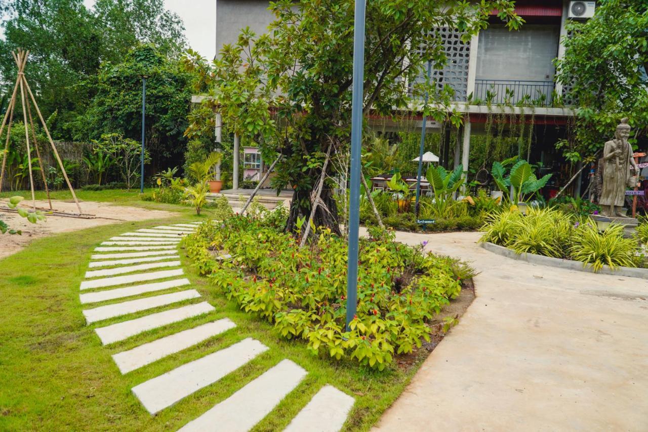 Kampot Tropical Village Exterior foto